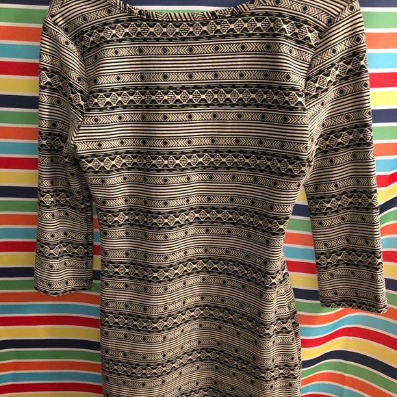 BodyCon Aztec Print Dress - Picture 2 of 3
